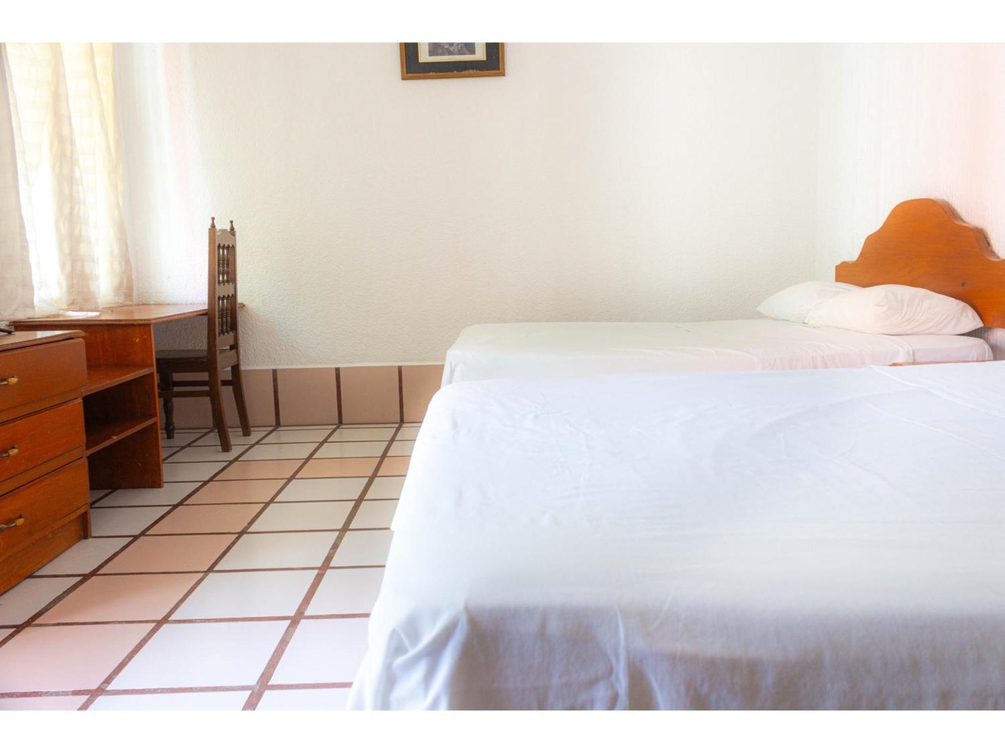 Oyo Hotel San Felipe Inn Oaxaca Екстер'єр фото