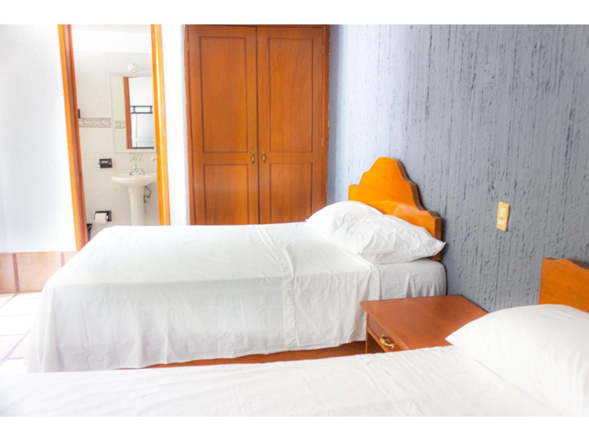 Oyo Hotel San Felipe Inn Oaxaca Екстер'єр фото